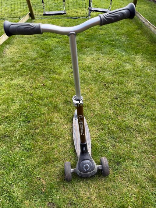 Buy & Sell Streetly Walsall - Photos for Black globber ultimum 3 wheel scooter