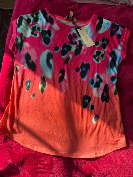 Buy & Sell Appleton Warrington - Photos for T shirt