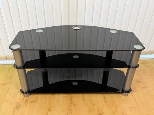 Buy & Sell Woodgate Birmingham - Photos for Tempered glass TV table