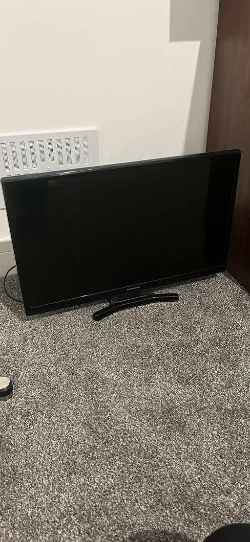 Buy & Sell Highfields Doncaster - Photos for Panasonic tv with remote