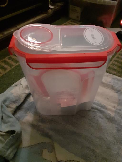 Buy & Sell Tyseley Birmingham - Photos for two cereal containers with red lids