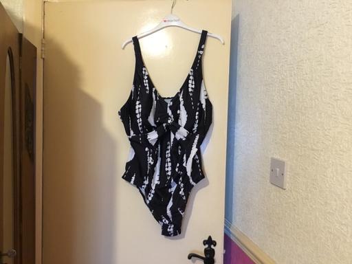 Buy & Sell Woodcross Wolverhampton - Photos for Swim Wear Padded Bra size L
