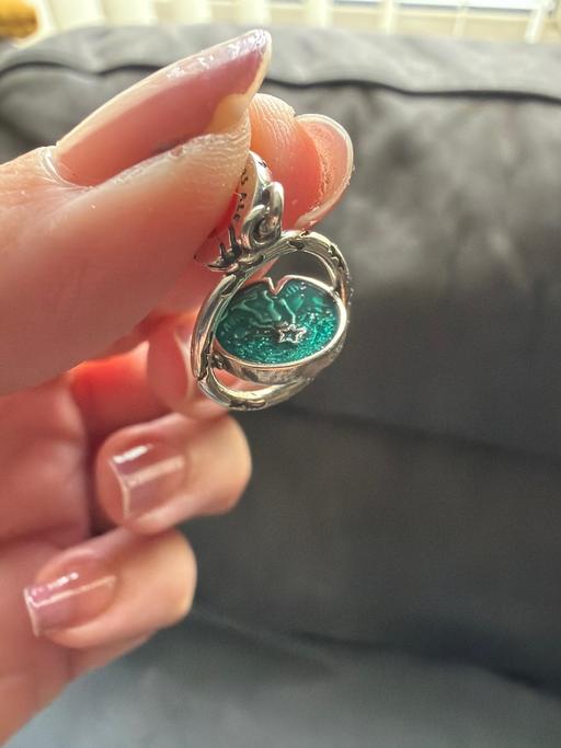 Buy & Sell Civic Centre Manchester - Photos for stranger things charms