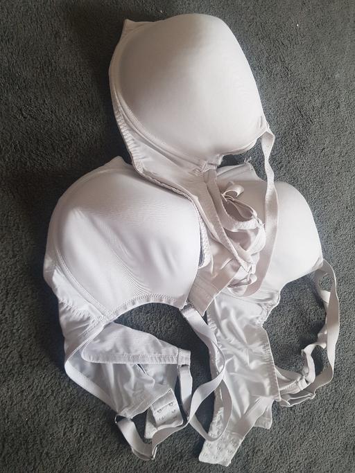 Buy & Sell Longley Sheffield - Photos for 3 pairs of ladies bras 42DD