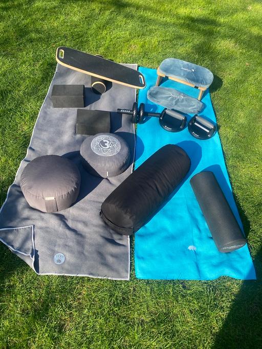 Buy & Sell Sidemoor Bromsgrove - Photos for Yoga / meditation / fitness bundle