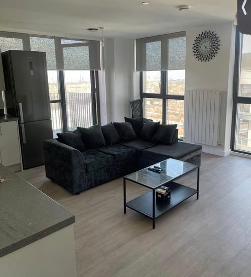 Buy & Sell Loxford East London - Photos for Sofa with Footstool/Table