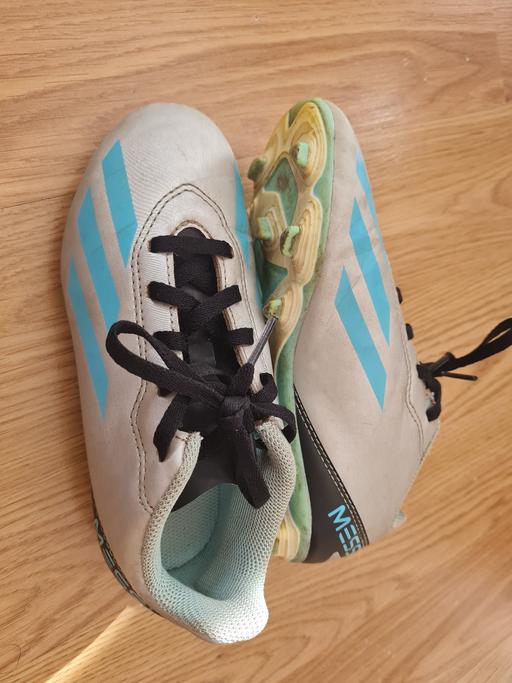 Buy & Sell Weoley Castle Birmingham - Photos for boys Adidas football boots size 13