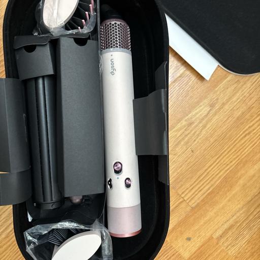 Buy & Sell Northolt Ealing - Photos for Dyson Airwrap