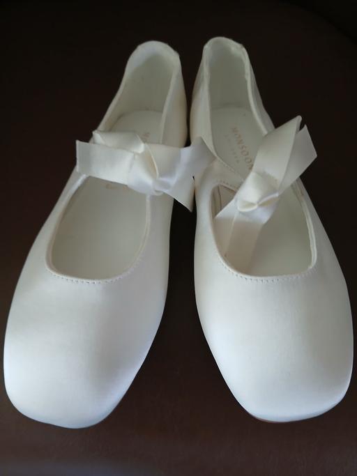 Buy & Sell Oxley Wolverhampton - Photos for new bride maids shoes new monsoon