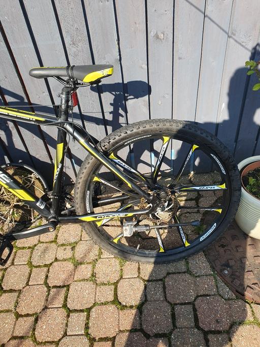 Buy & Sell Southwick Sunderland - Photos for cyclone bike