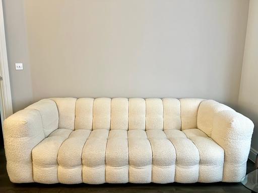 Buy & Sell Southwood Business Park Rushmoor - Photos for Barker & Stonehouse 3 Seater Boucle Sofa
