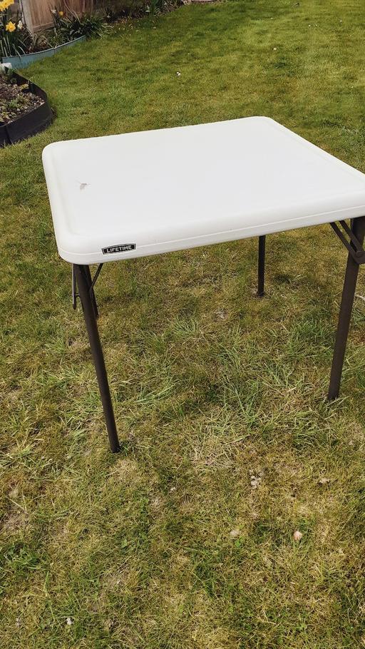 Buy & Sell Leagrave Luton - Photos for Small Folding Camping Style Table(LU33BY)