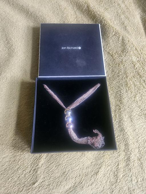 Buy & Sell Forest Hill South East London - Photos for Boxed Jon Richard Silver Pearl Necklace