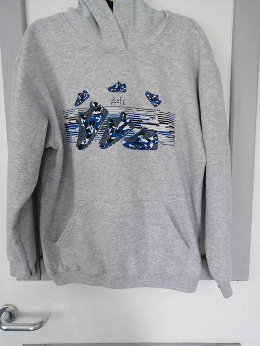 Buy & Sell Bushbury Wolverhampton - Photos for Hoody about a size *M* small mark on back