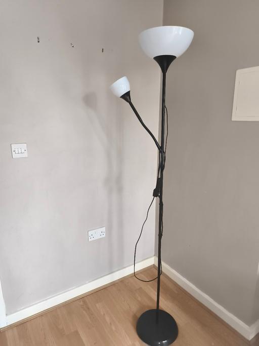 Buy & Sell Hackney East London - Photos for tall light stand