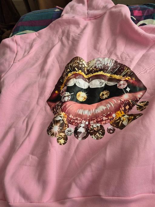 Buy & Sell Whitwood Mere Wakefield - Photos for womans sweater