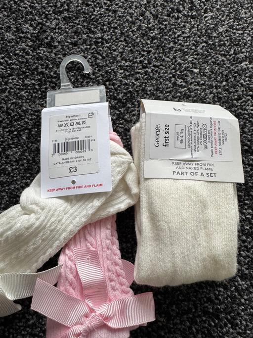 Buy & Sell New Eltham South East London - Photos for Brand new Newborn baby girl tights and socks