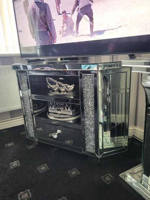 Buy & Sell Bloxwich Walsall - Photos for T.V GLASS STAND