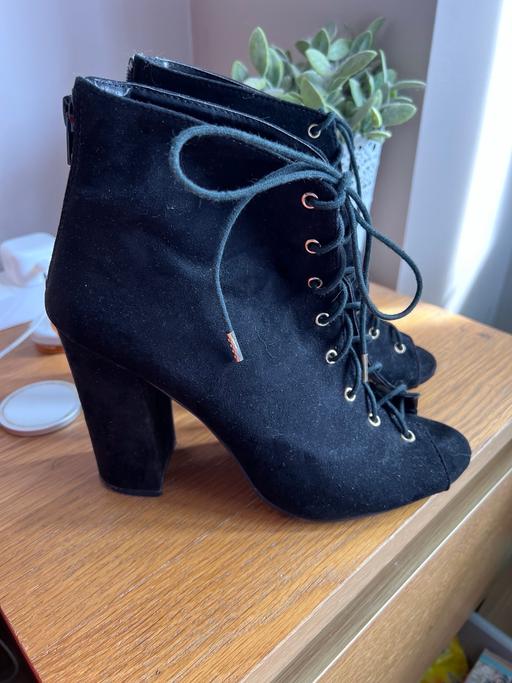 Buy & Sell Halesowen Dudley - Photos for Heeled suede effect boot with lace front uk 6
