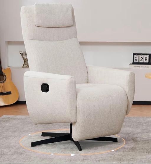 Buy & Sell Thornton Heath Croydon - Photos for Waterproof recliner armchair with headrest