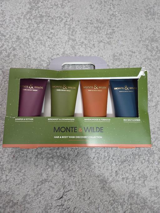 Buy & Sell Weston Point Halton - Photos for 🌟NEW🌟 M&S hair & body wash gift set
