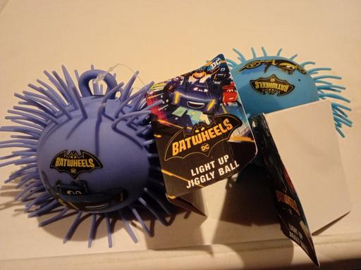 Buy & Sell Horncastle East Lindsey - Photos for 2 brand new kids LIGHT UP JIGGLY BALLS