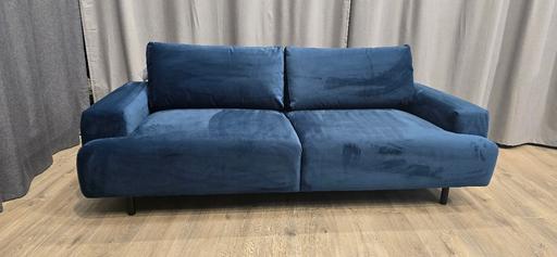 Buy & Sell Canterbury City Centre Canterbury - Photos for Habitat Julien 3 seater blue velvet sofa