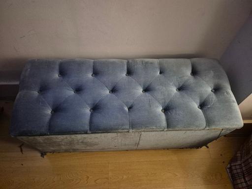 Buy & Sell The Ridgeway Enfield - Photos for Storage Pouffe