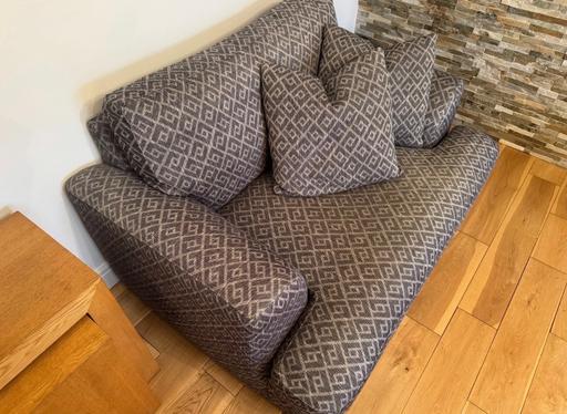 Buy & Sell Doncaster South Yorkshire - Photos for Geo Fabric Diamond Effect Arm Chair
