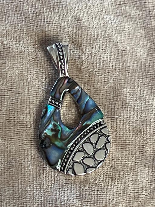 Buy & Sell Ovingdean Brighton - Photos for Beautiful pendant