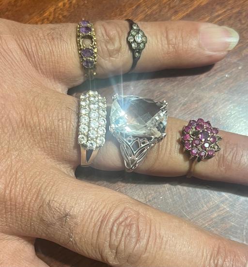 Buy & Sell Goodmayes East London - Photos for 5 gold rings different sizes 9ct and 14ct