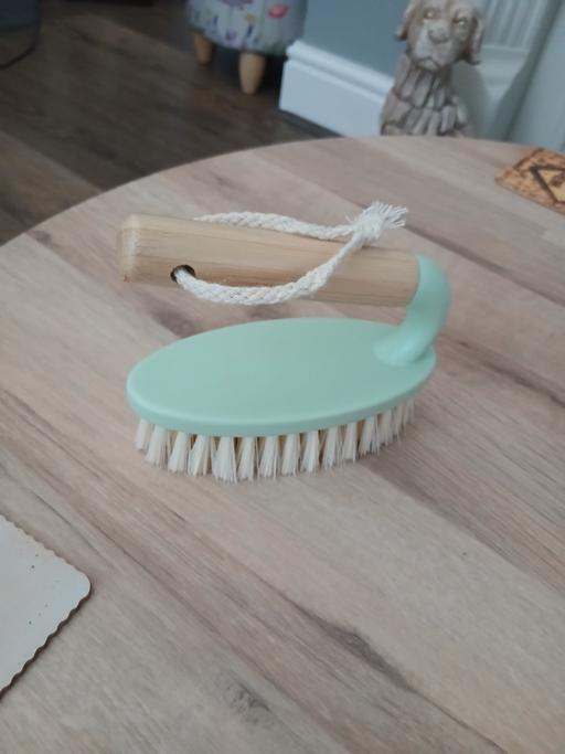 Buy & Sell Bradley Fold Trading Estate Bury - Photos for Scrubbing Brush New