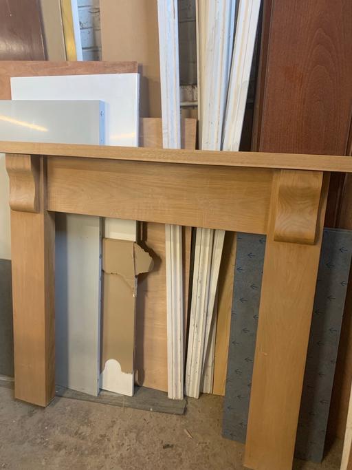 Buy & Sell Corringham Thurrock - Essex - Photos for Solid oak fire mantel
