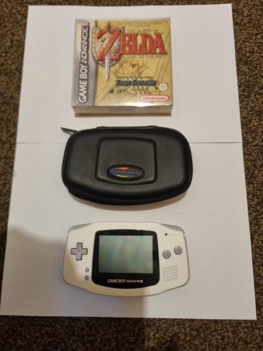 Buy & Sell Laindon Basildon - Photos for Gameboy Advance With Case + Zelda ALTTP +FS
