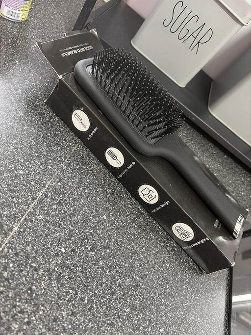 Buy & Sell Duckmanton Chesterfield - Photos for Hifsa hair brush