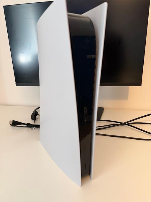 Buy & Sell Abercwmboi Rhondda Cynon Taf - Photos for PS5 without controller