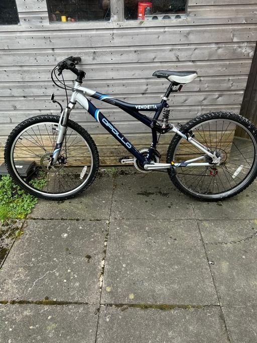 Buy & Sell Willenhall Walsall - Photos for Adult mountain bike ( APOLLO VENDETTA )