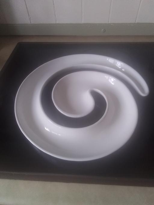 Buy & Sell Little Aston Lichfield - Photos for UNUSUAL SHAPE ORDERVES/PARTY DISH