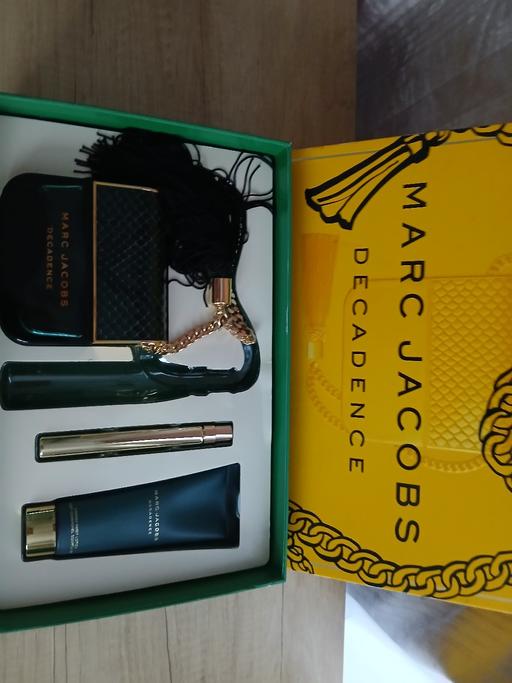 Buy & Sell Banks West Lancashire - Photos for marc jacobs