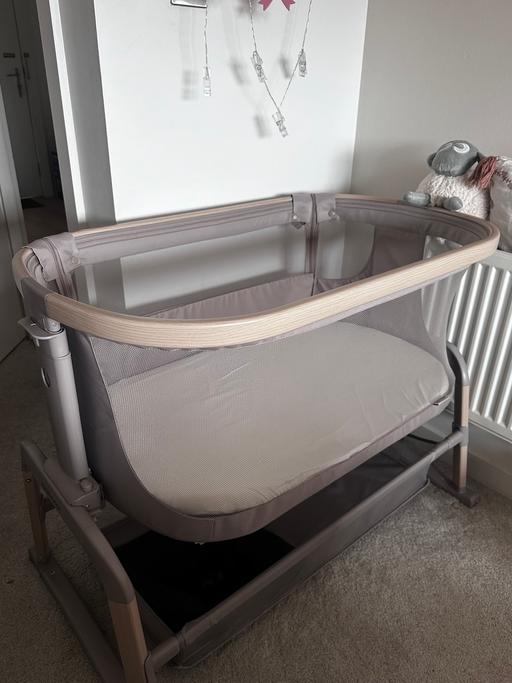 Buy & Sell - Photos for Maxi-Cosi Bedside Crib