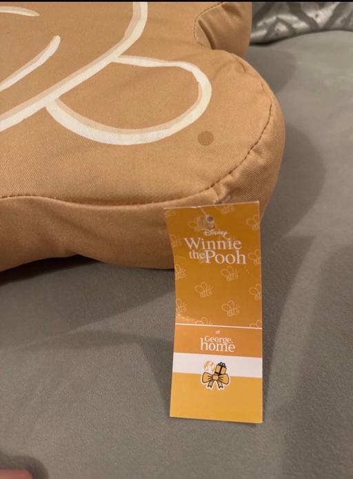 Buy & Sell Renishaw North East Derbyshire - Photos for George Winnie the Pooh pillow