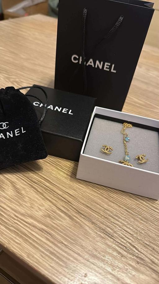 Buy & Sell Dukinfield Tameside - Photos for Women’s charm jewellery