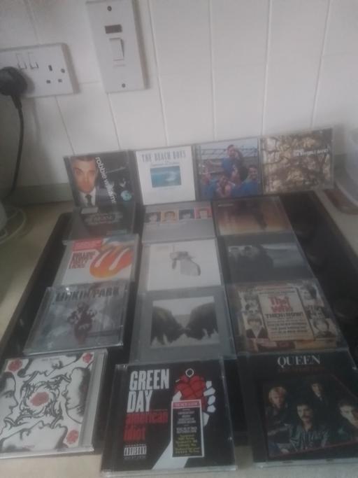 Buy & Sell Little Aston Lichfield - Photos for LARGE COLLECTION OF CDS