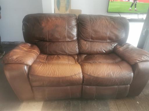 Buy & Sell Moxley Walsall - Photos for Brown leather Electric Recliner 3+2 Sofa