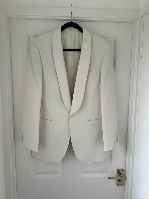 Buy & Sell Gornal Wood Dudley - Photos for White men’s suit jacket