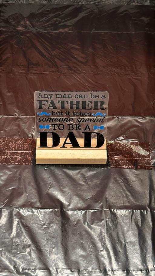 Buy & Sell Yardley Birmingham - Photos for Dad Quote Acrylic Plaque on Wooden Base