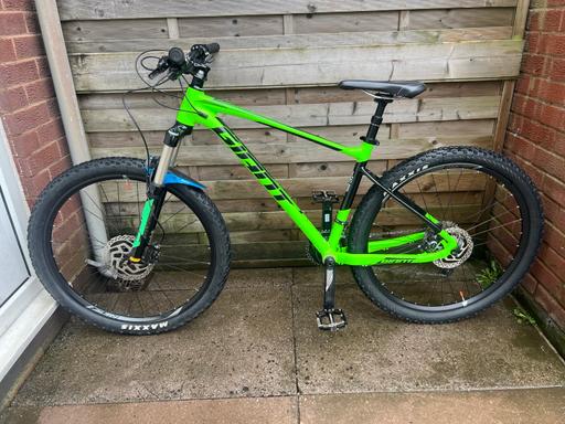 Buy & Sell Witton Birmingham - Photos for Giant Fathom 2 M Frame 27.5” Wheels Green