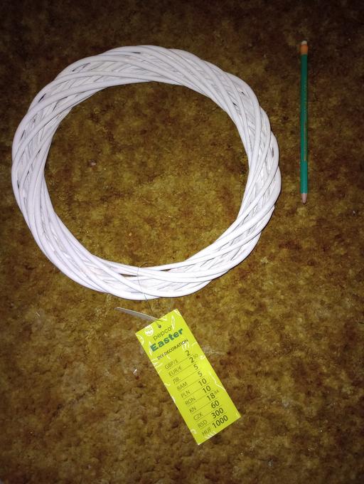 Buy & Sell Northfield Birmingham - Photos for Bnwt White Wicker Wreath