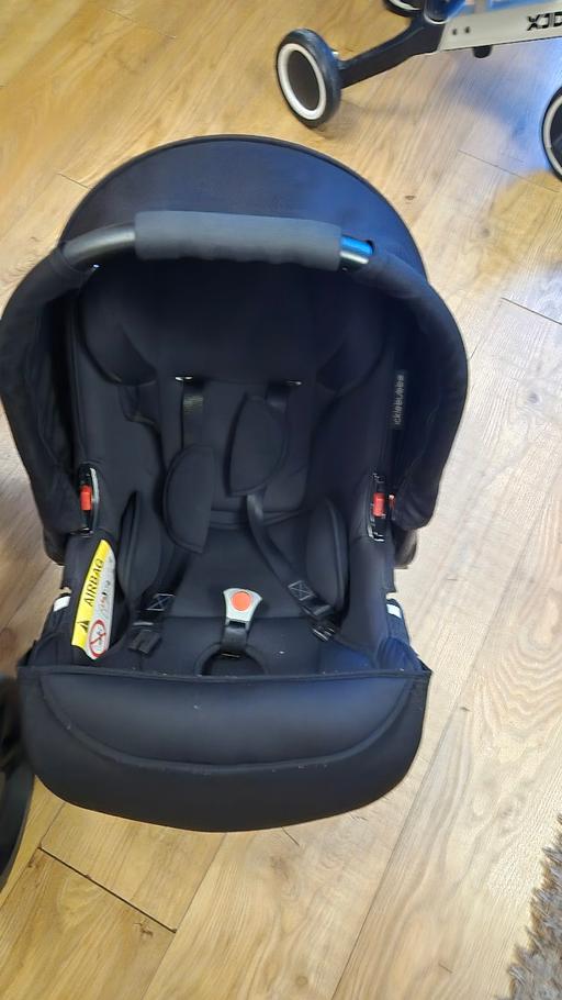 Buy & Sell Beckton East London - Photos for Ickle Bubba Travel System/Car Seat
