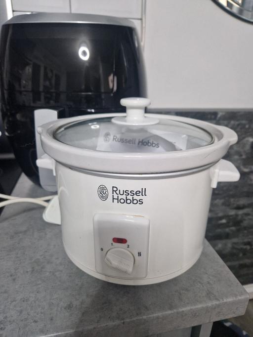 Buy & Sell Scholes Rotherham - Photos for Russell Hobbs slow cooker VGC